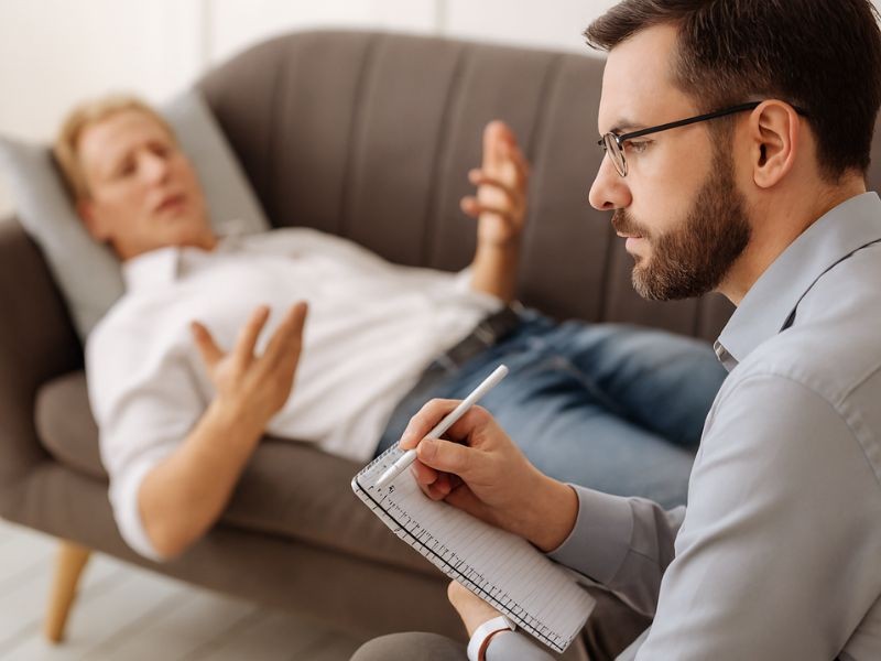 O que Faz um Psiquiatra? Guia Completo sobre a Especialidade